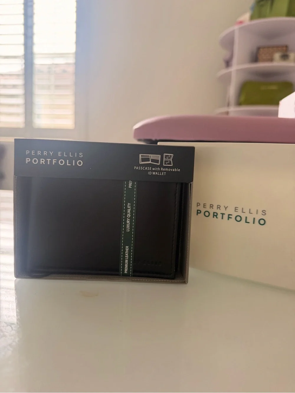 Perry Ellis Portfolio Black Leather Passcase with Removable ID Wallet
